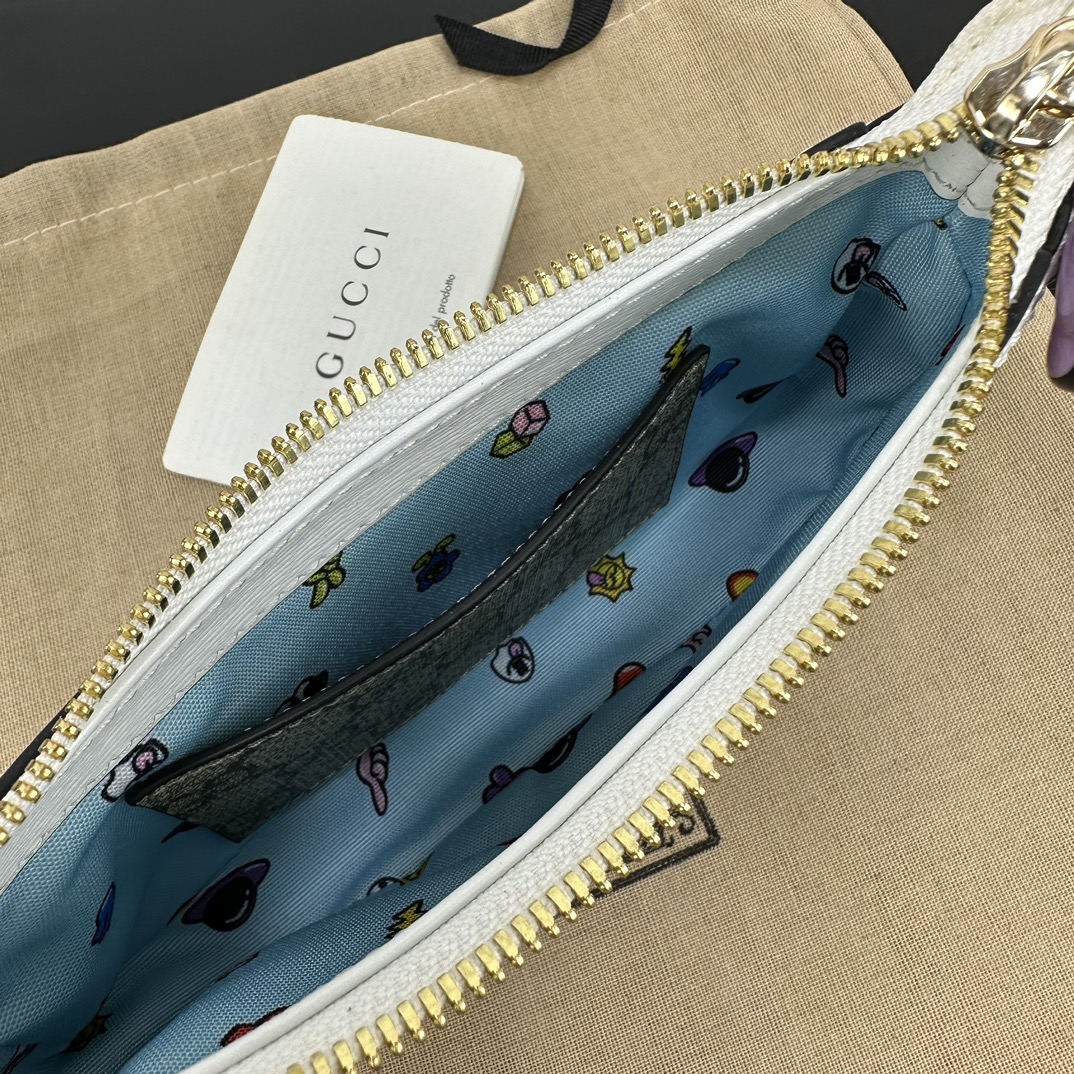 Gucci Hobo Bags